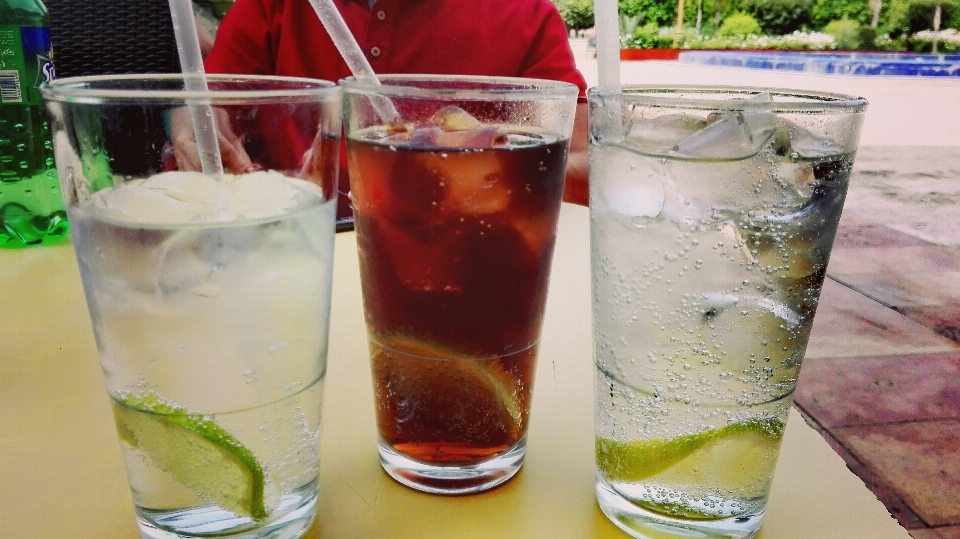 Getränke tassen gläser trinken