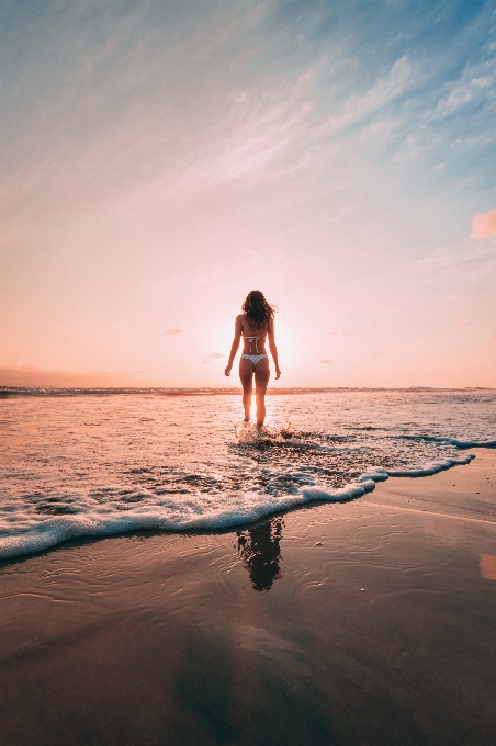 Menschen in der natur
 am strand
 himmel meer