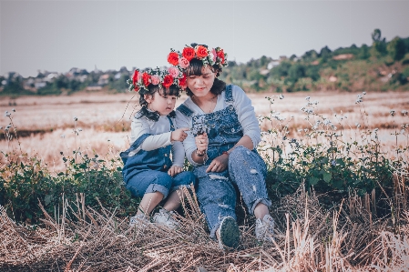 Foto Orang-orang di alam
 foto rumput keluarga rumput
