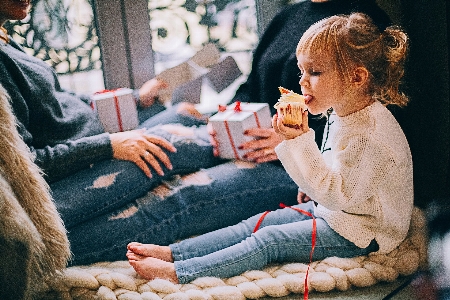 Snapshot child human sitting Photo