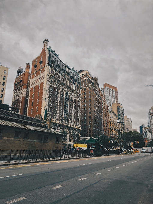 área urbana
 metropolitana
 ciudad metrópoli
