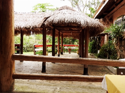 Foto Restoran jerami
 gazebo
 pondok