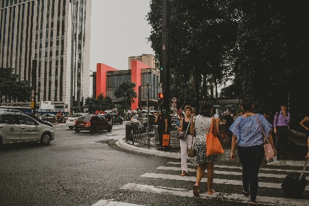 Foto área urbana
 rua cidade metropolitana
