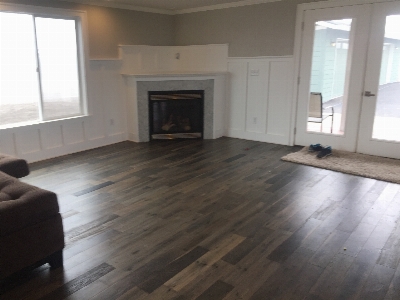 Wainscoting living room floor Photo