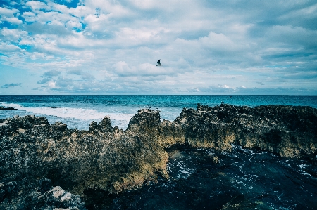 Body of water sky sea Photo