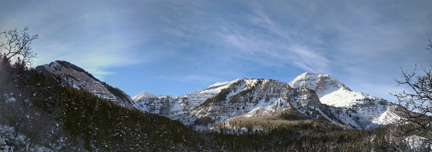 Beyaz kapaklar
 dağlar timpanogolar
 kar Fotoğraf