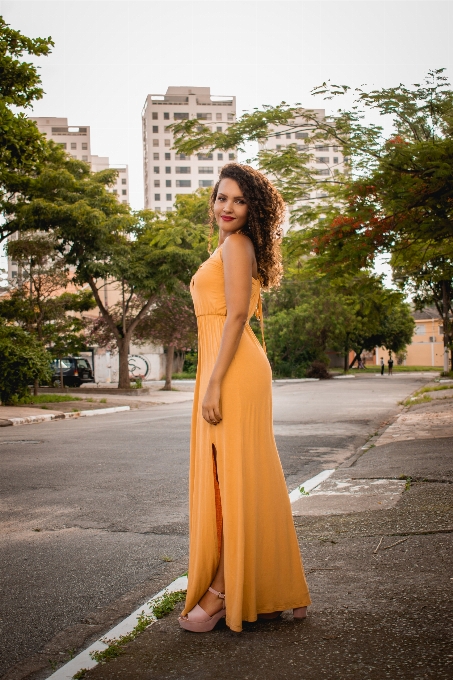 Ropa vestido fotografía amarillo