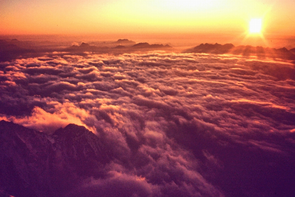 Alam langit awan suasana