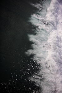 水 空 黒 大気現象
 写真