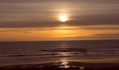 Foto Atardecer cawl de portón
 gales horizonte