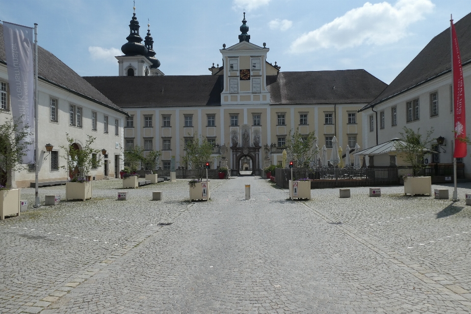 Kloster kremsmunster
 stadt gebäude