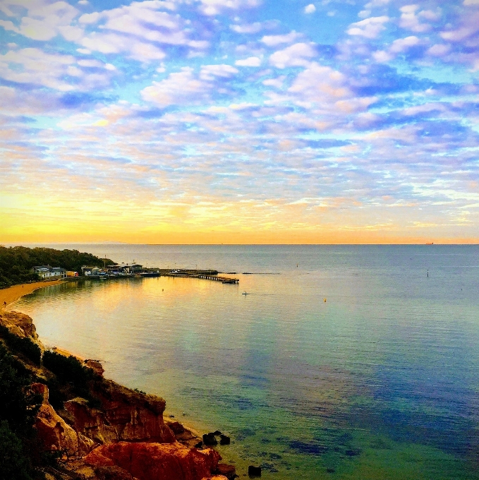 Roccia nera
 alba bluff rosso
 sbalorditivo
