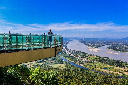 Shadow happy skywalk graceful Photo