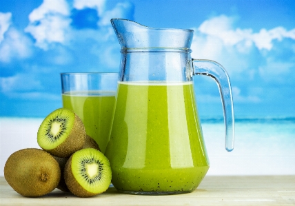 Foto Pantai minuman merapatkan
 minum