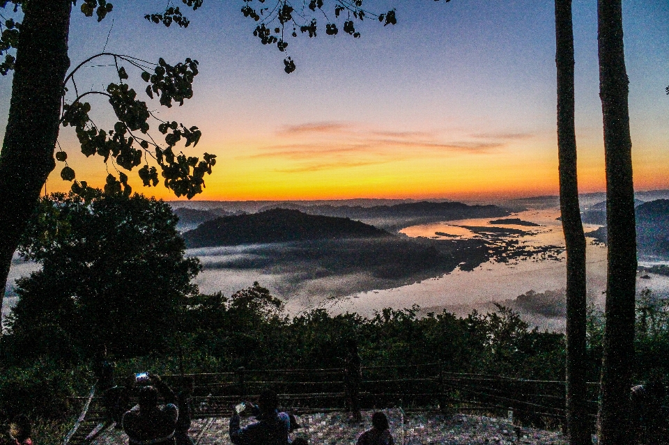 Kuning pariwisata matahari kehidupan