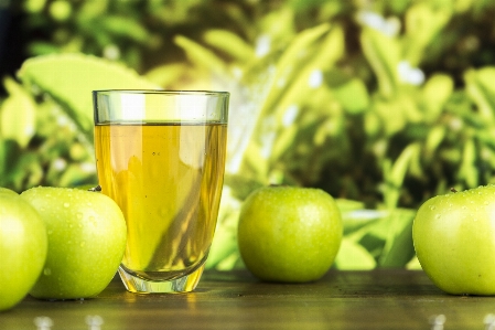 Apple cider juice beverage Photo