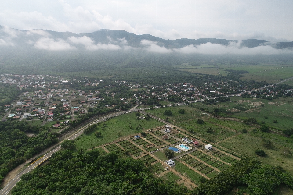 Gunung langit alam fotografi udara
