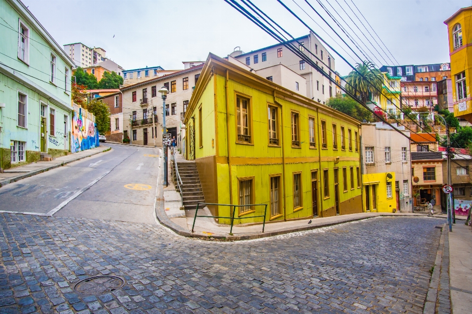 Chili valparaíso
 jaune quartier