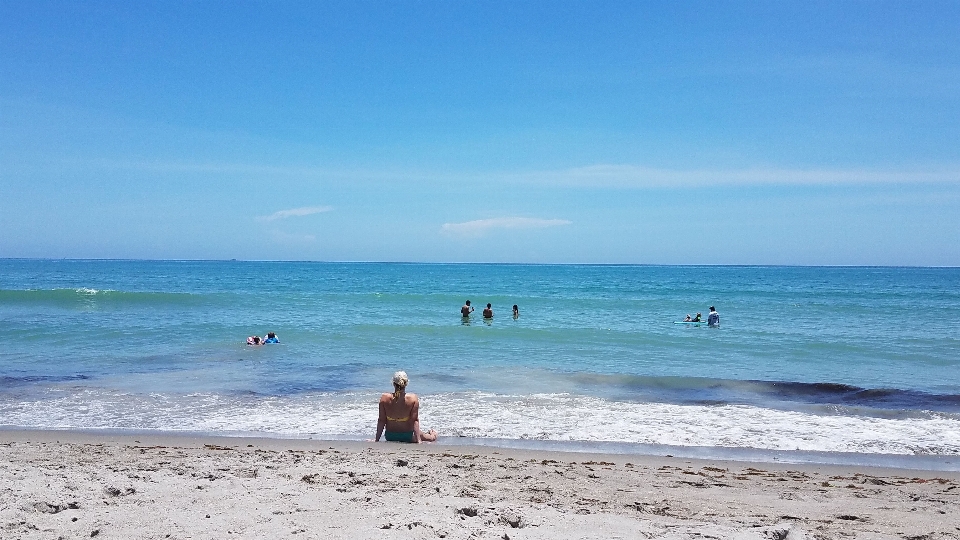 Strand mädchen wasser ozean