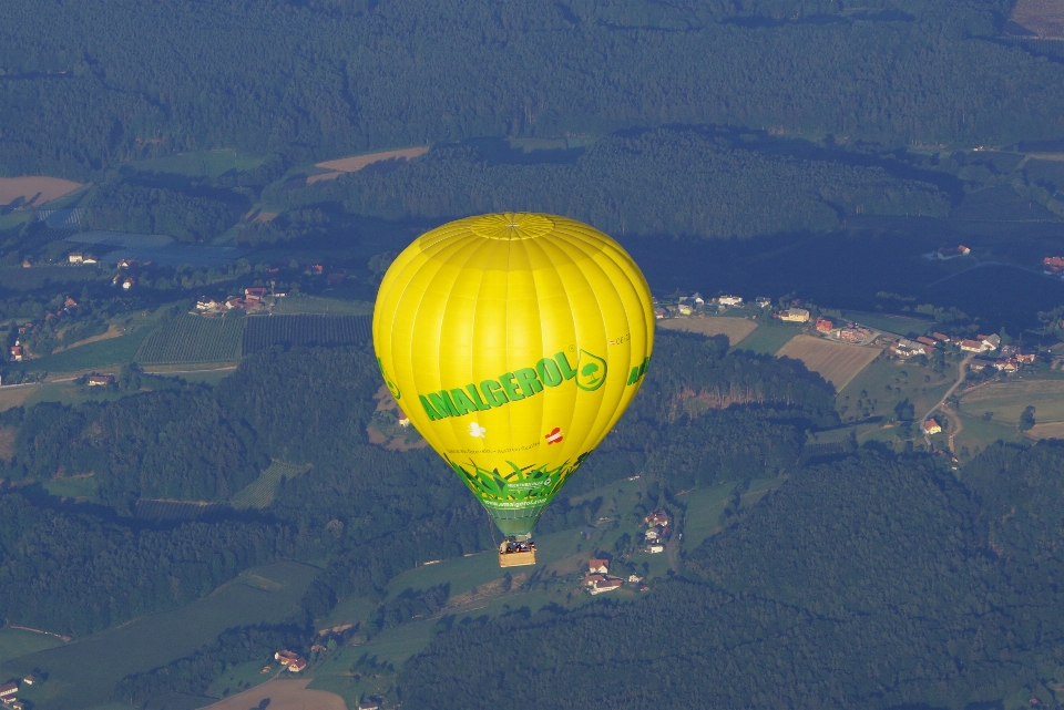 バルーン 空 熱気球
 熱気球