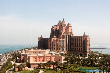 Atlantis dubai hotel building Photo