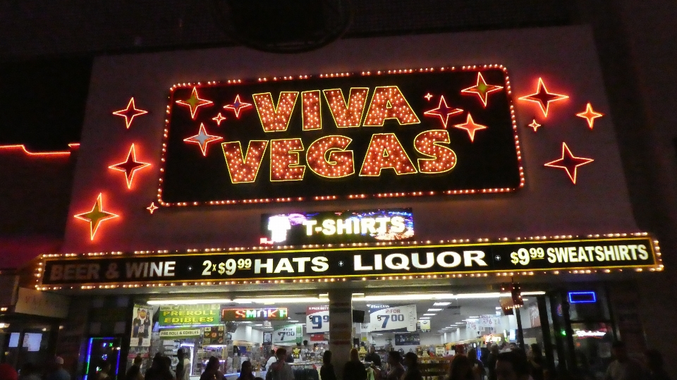 Las vegas electronic signage display device technology