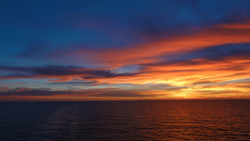 Mer ciel horizon rémanence
