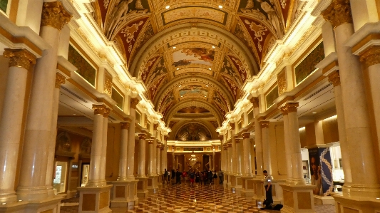 Las vegas building holy places lobby Photo