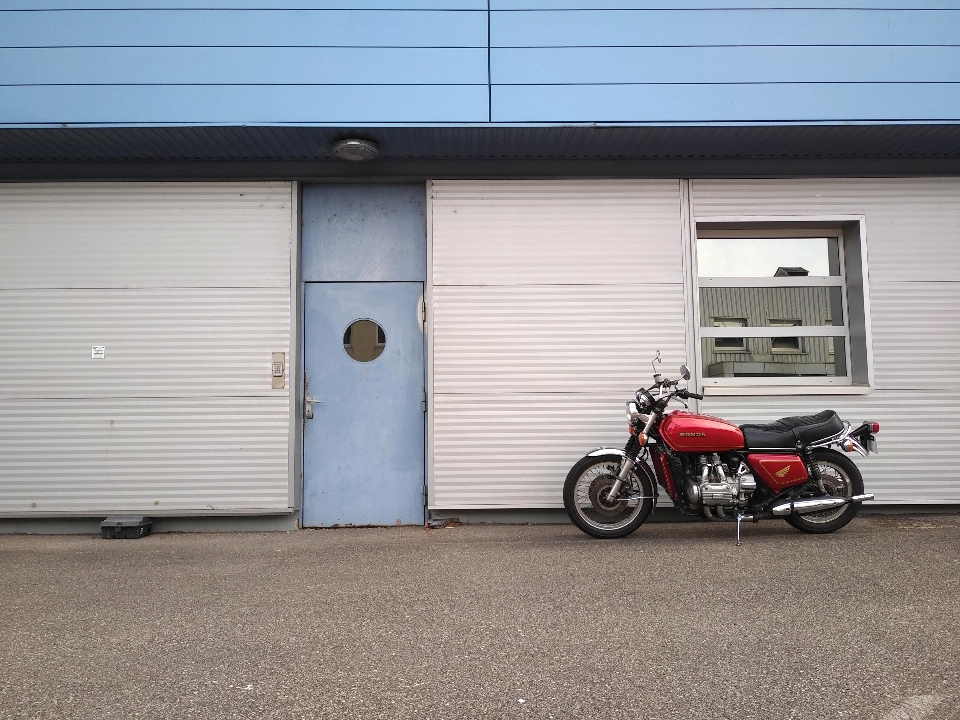 Fahrrad fahrzeug motorrad garage