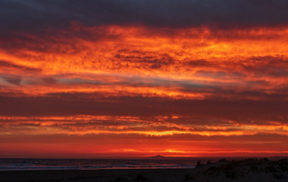 Ciel coucher de soleil rémanence
 rouge le matin
