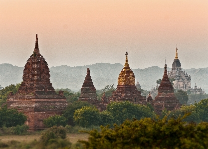 Foto Bagan
 mianmar cidade antiga
 nascer do sol