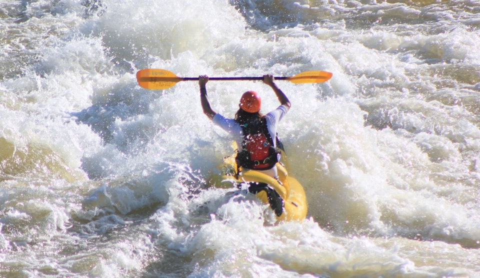 Kayak sungai jeram
 air putih
