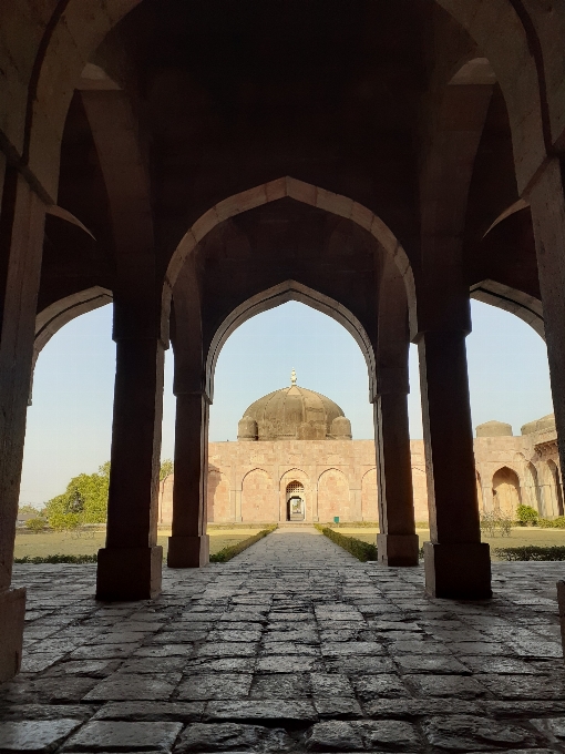 Jami mosque
 maungdaw
 inde histoire