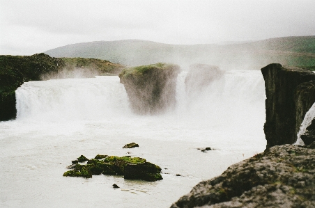 Foto Naturale cascata corpo d'acqua
 risorse idriche
