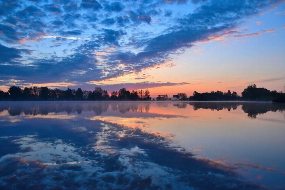 Natural sky reflection body of water