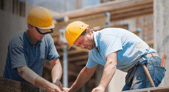 Arbeiten arbeiter
 bauarbeiter
 schutzhelm
 Foto