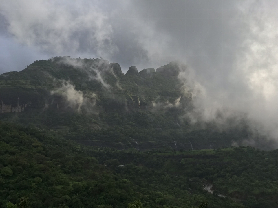 Natürlich hochland atmosphärisches phänomen
 bergstation
