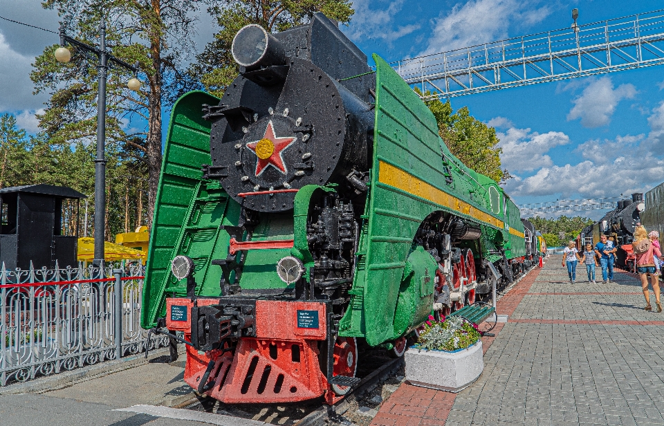 Bote tren transporte vehículo