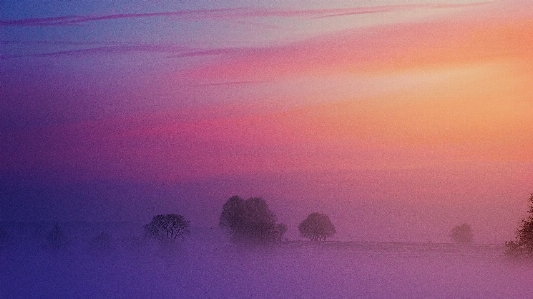 Foto Alami langit fenomena atmosfer
 merah jambu