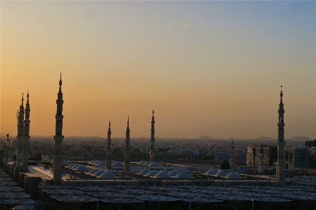 Foto Masjid do profeta
 medina
 mesquita minaretes
