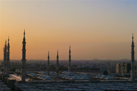 Foto Masjid do profeta
 medina
 mesquita minaretes
