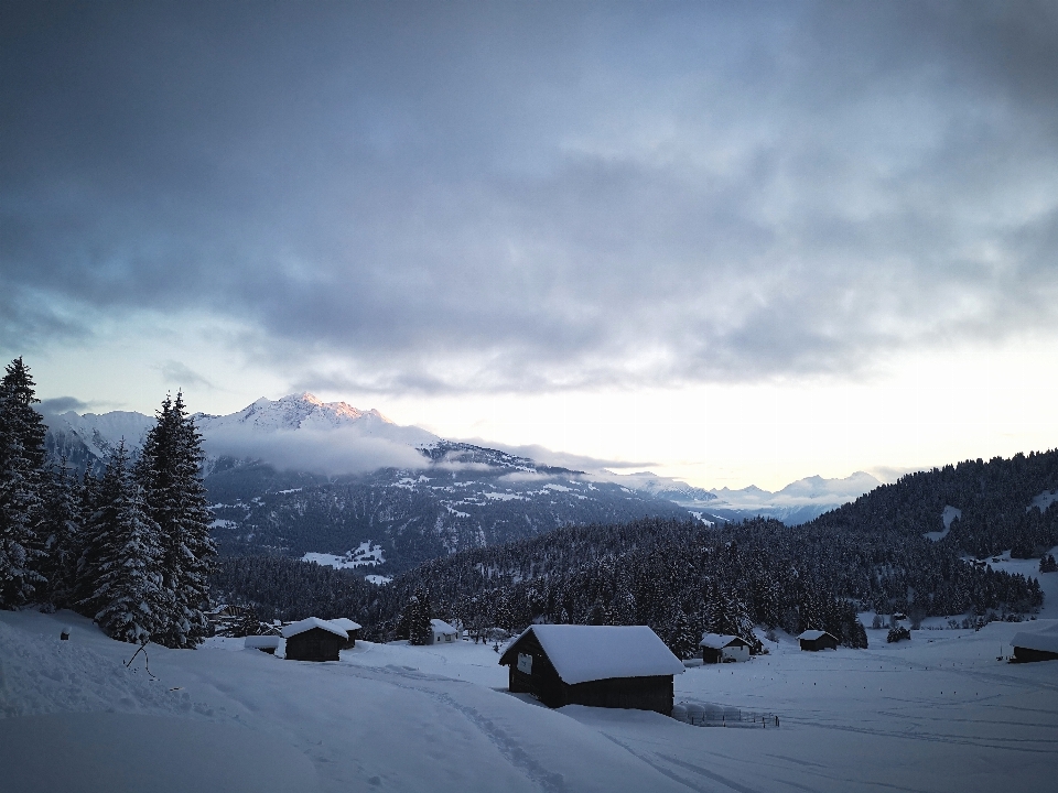 Schweizerisch schweiz winter landschaft