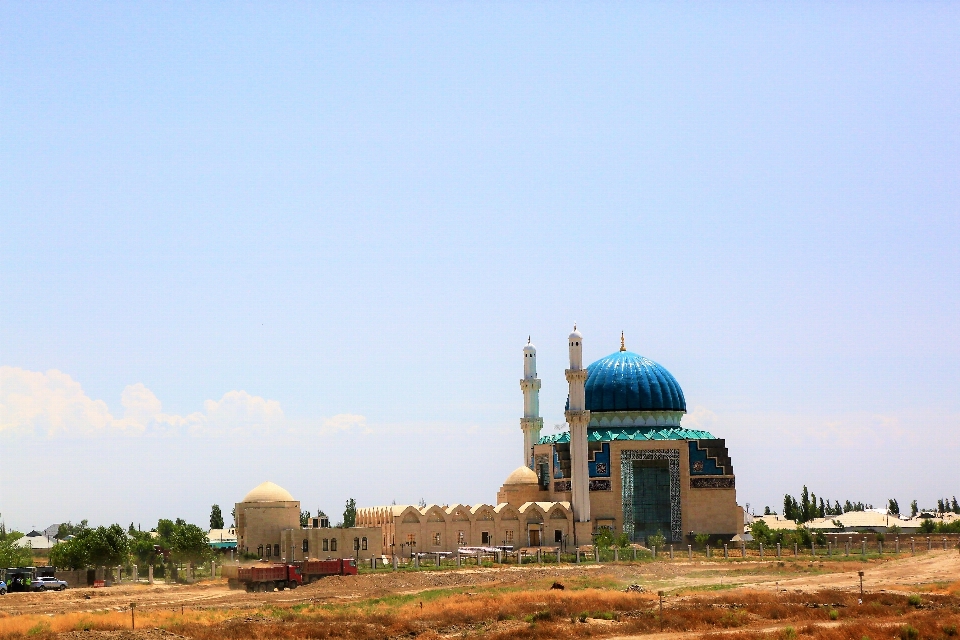 Moschee minarett kuppel religion