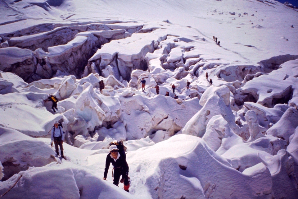 Geleira
 fenda
 neve relevo glacial
