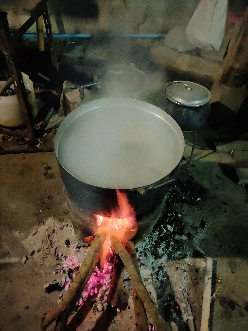 Cibo pentole e teglie
 bollente