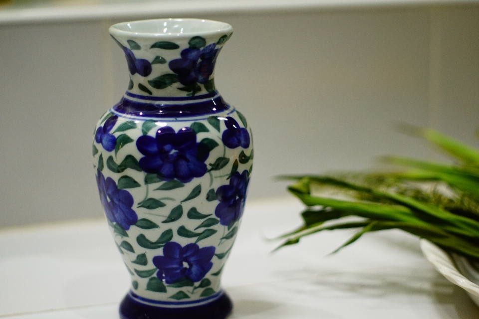 Vase bleu cobalt
 porcelaine