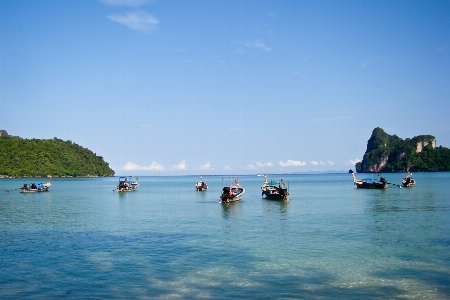 Bay blue boat boats Photo