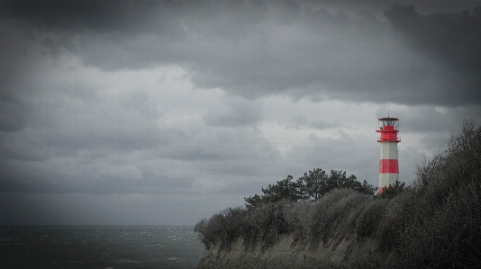 灯台 海岸 海 空 写真