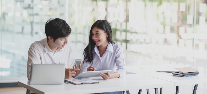 Mac job learning white collar worker Photo