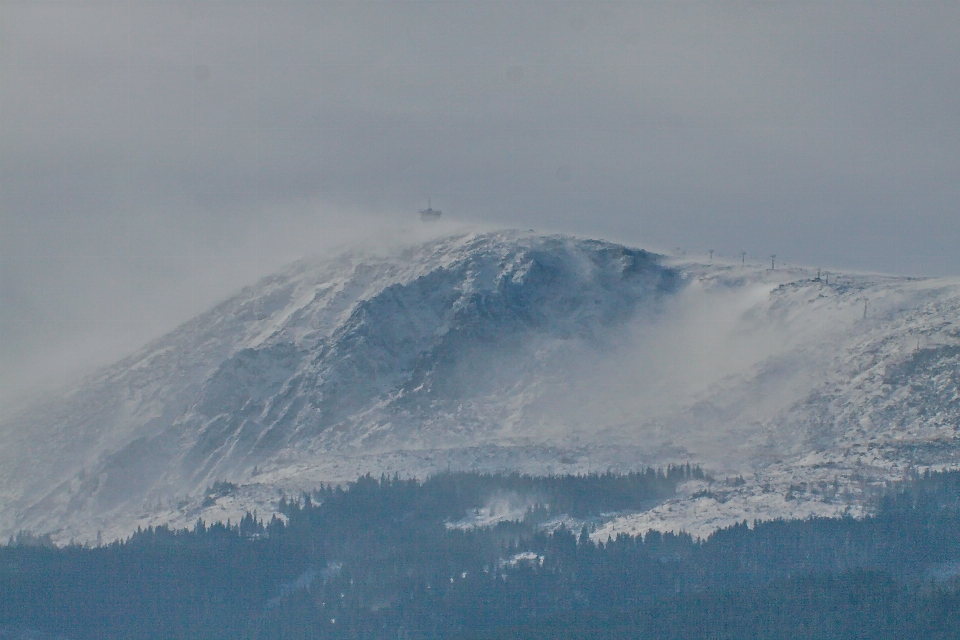 Montagne neige froid hiver